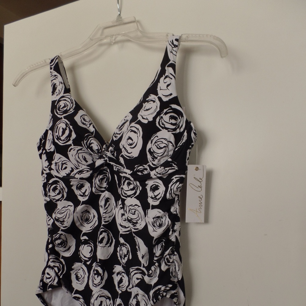 Anne Cole one-piece bathing suit